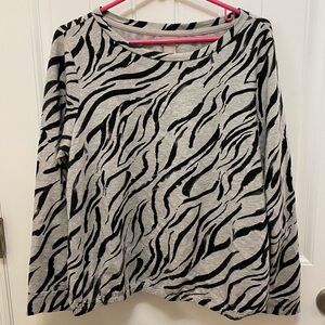 Chico’s Zenergy zebra print long sleeve pullover . Size 2. US12/14.